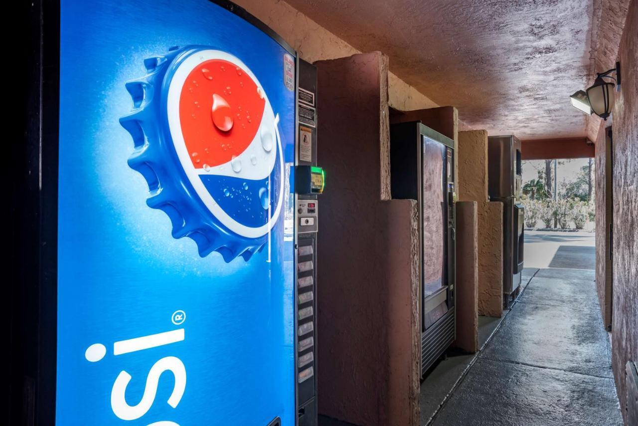 阿巴拉契贝斯特韦斯特酒店 阿帕拉契科拉 外观 照片
